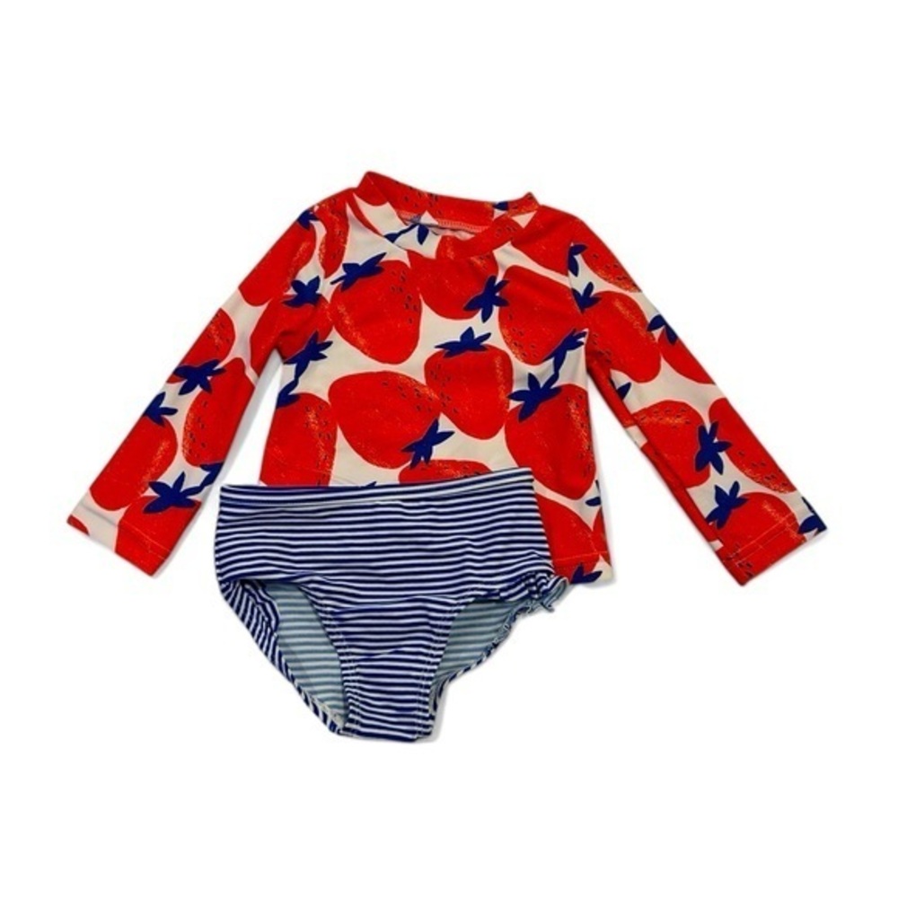 Carter’s 2 piece swimsuit size 9 months